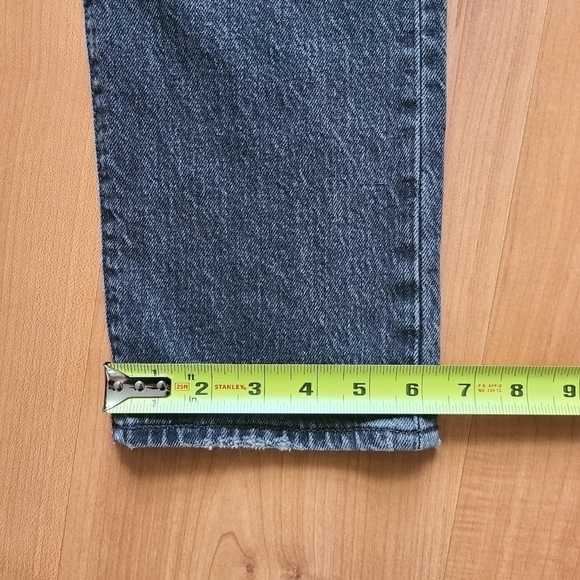 Levi's Wedgie Straight Jeans - Picture 14 of 14